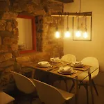 Piso Con Encanto En La Parte Vieja. *