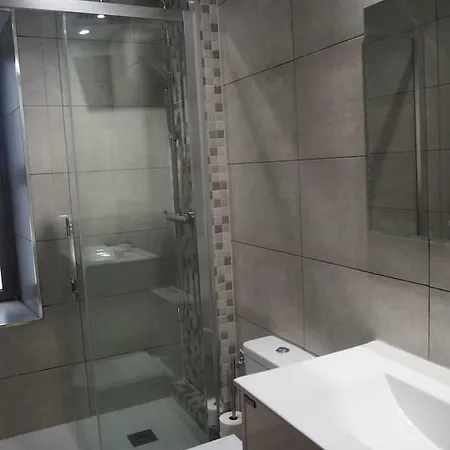 Piso Con Encanto En La Parte Vieja. *