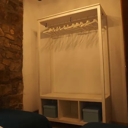 Piso Con Encanto En La Parte Vieja. *