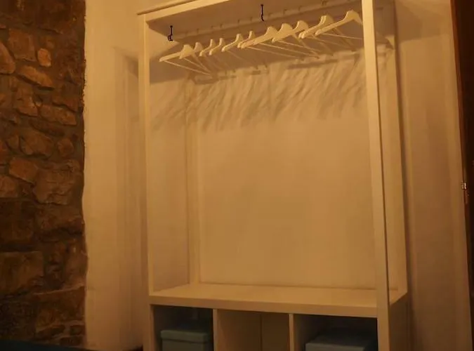 Piso Con Encanto En La Parte Vieja. *