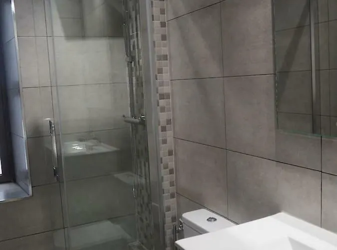 Piso Con Encanto En La Parte Vieja. *